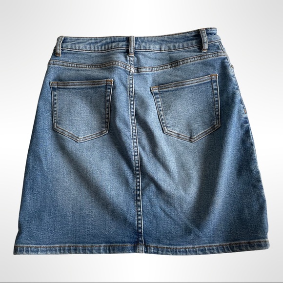 SABA denim skirt, very high quality soft denim. Size 10 - Picture 4 of 11